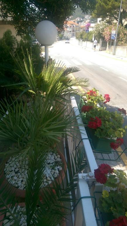 Kuca Skrabic Apartment Baška Voda Екстериор снимка