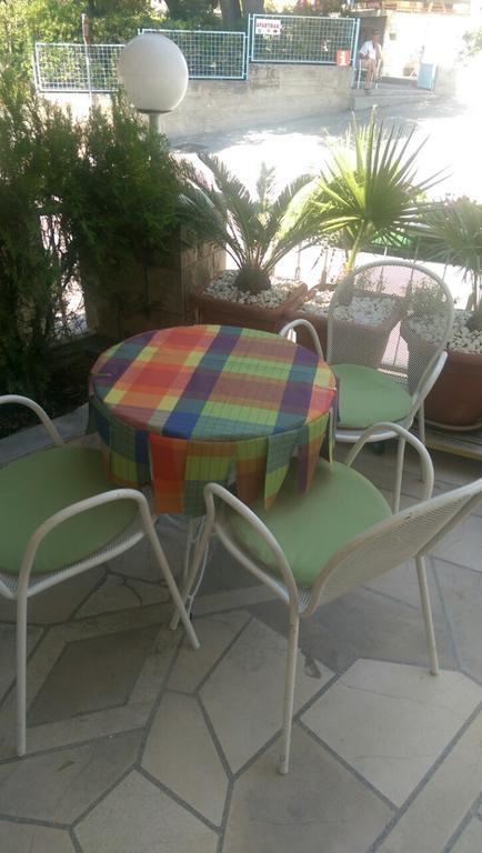 Kuca Skrabic Apartment Baška Voda Екстериор снимка