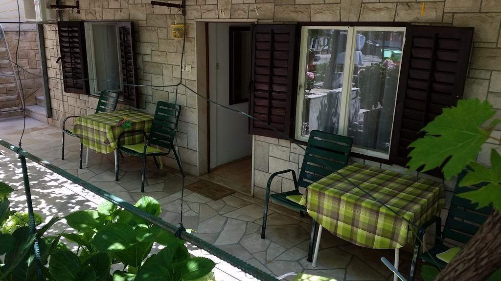 Kuca Skrabic Apartment Baška Voda Екстериор снимка