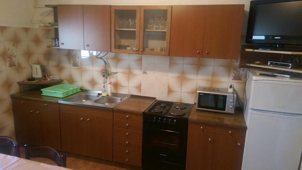 Kuca Skrabic Apartment Baška Voda Екстериор снимка